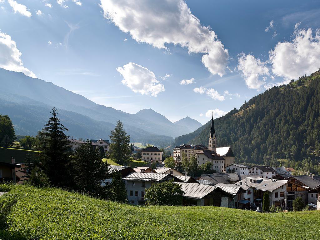 Hotel Schweizerhof Sta Maria Santa Maria Val Muestair Exteriör bild